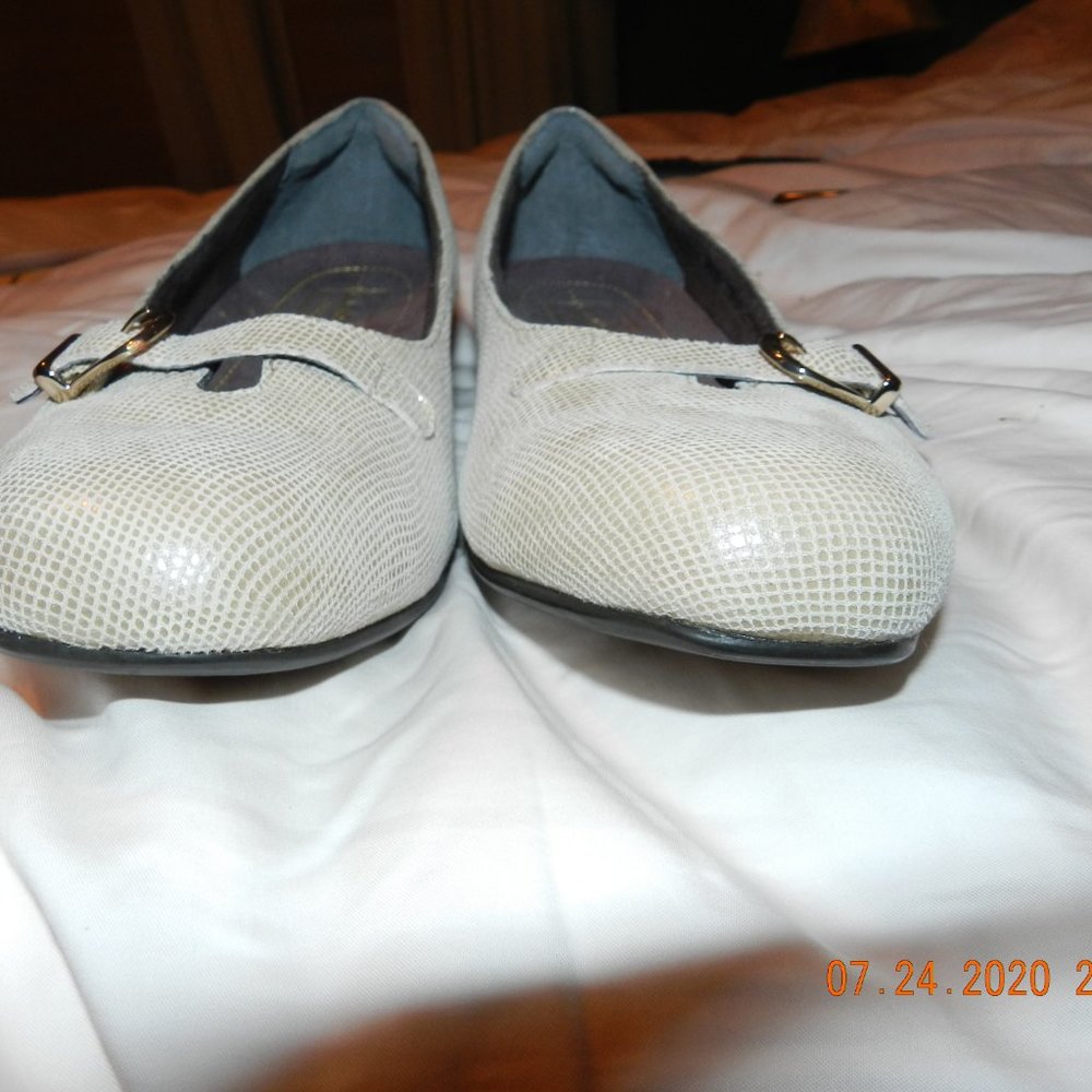 Women's Clarks Artisan Cream Slip On Shoes - image 2